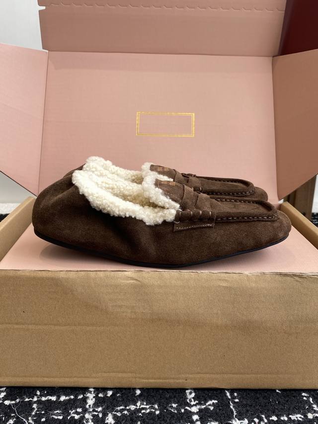 Dongguan-level official website synchronized box packaging Miu Miu 25Ss Autumn/W