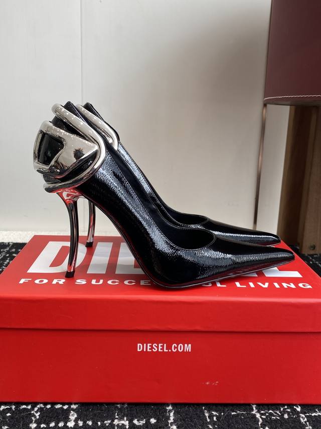 Retailer-grade Diesel 2026 New D-buckle High-Heeled Pointed Toe Shoes. Diesel's