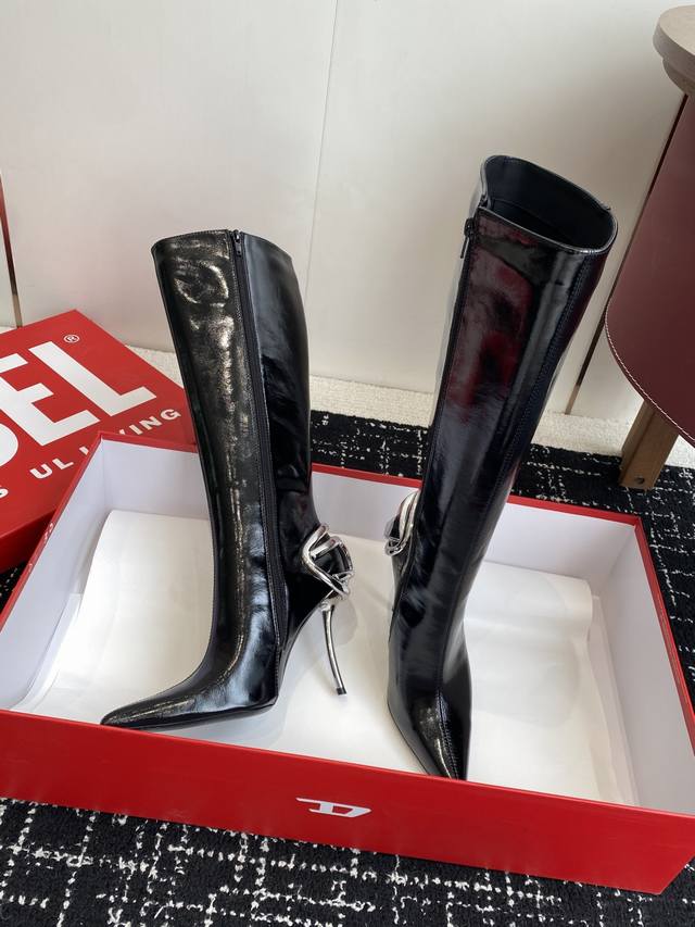 Retail-grade Diesel 25S Autumn/Winter Classic High-Heeled Thigh-High Boots. Sup