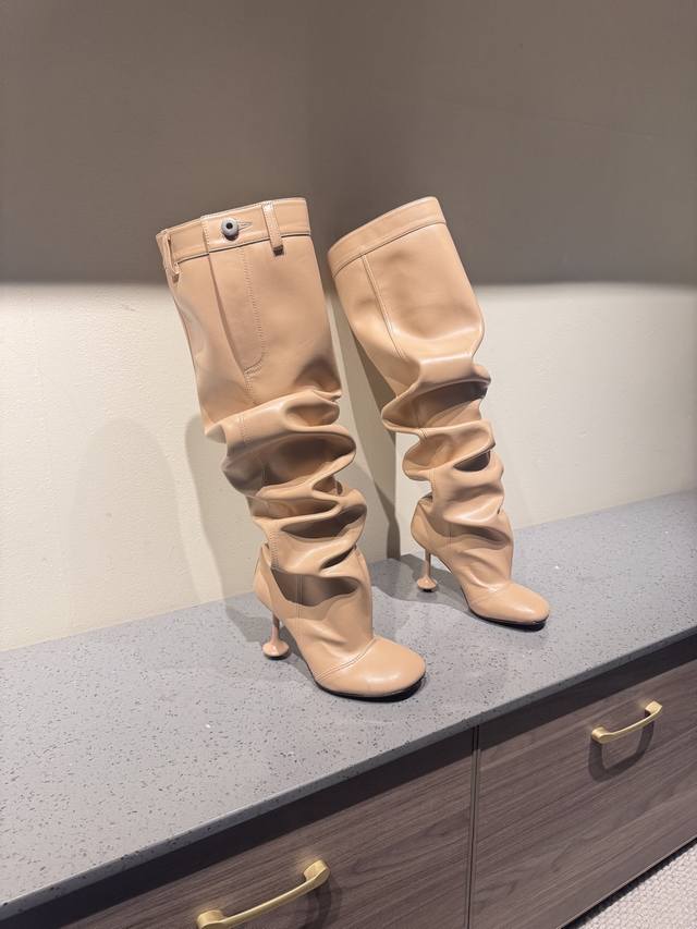 Loewe Classic Over-the-Leg Boots Featuring the iconic toe shape, painted, unique