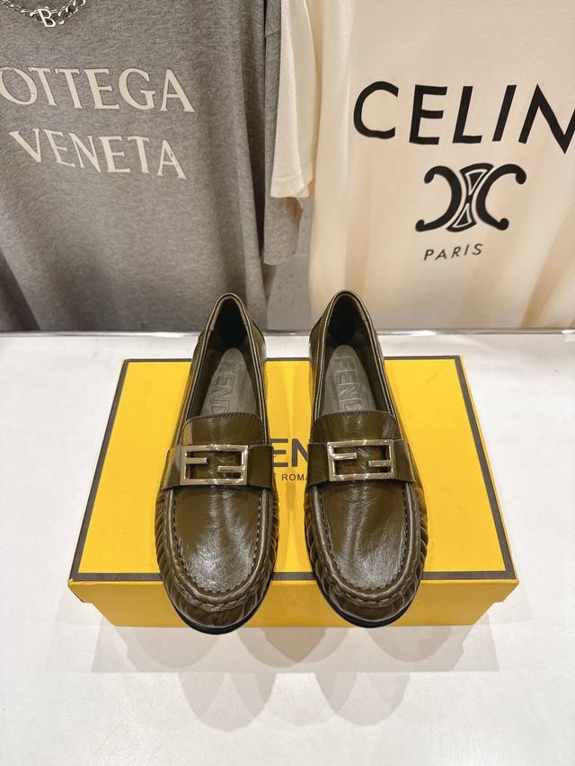 High-quality factory Fendi F013 2026Ss early spring new buckle loafers casual s