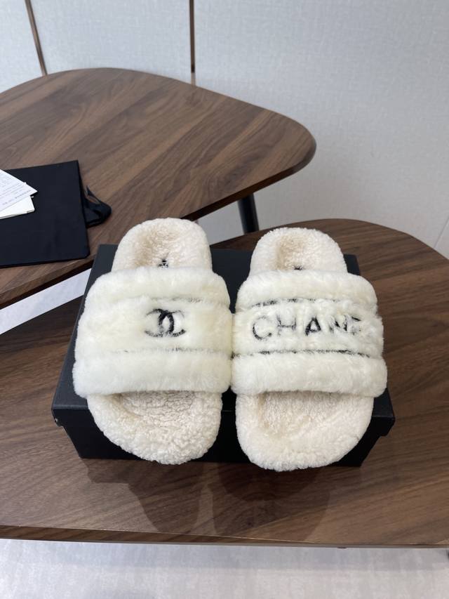 Chanel Classic All-Season Double C Furry Slippers! These furry slippers are abso