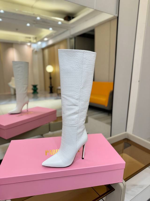 Price: Texas Paris crocodile-patterned stiletto boots Elegant style, creating a