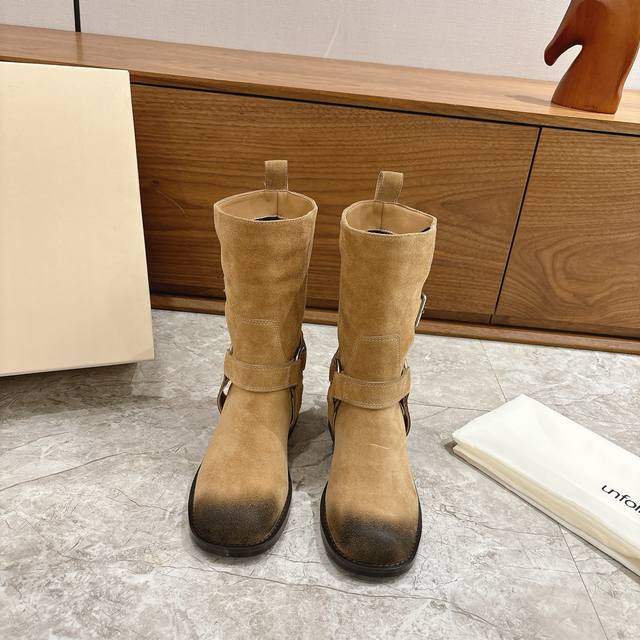 Unfolio Autumn/Winter New Retro Trendy Boots - Slip into the Fashion World! Sue