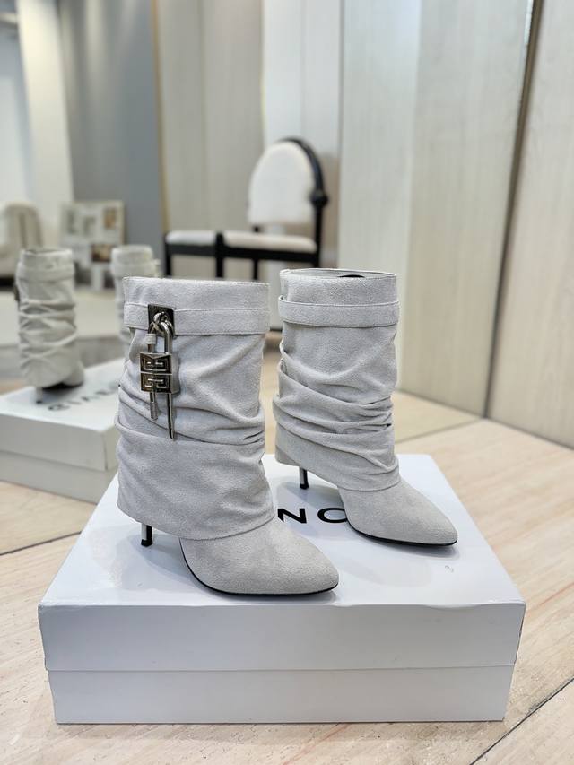 Factory Price p Authentic Counter-Grade Custom Version Givenchy High-Heeled Sti