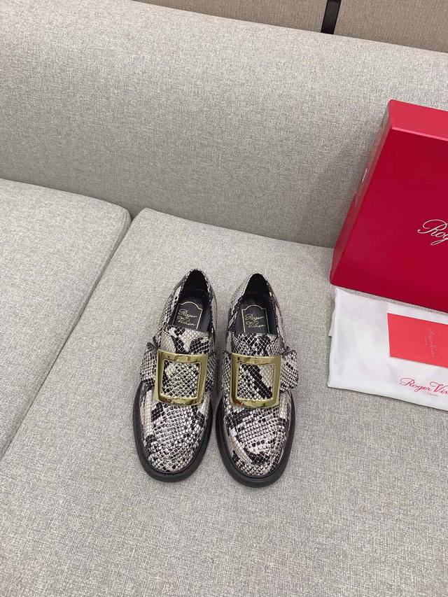 Factory Price p Roger Vivie* New Square Buckle Loafers, mid-heel design, comfor