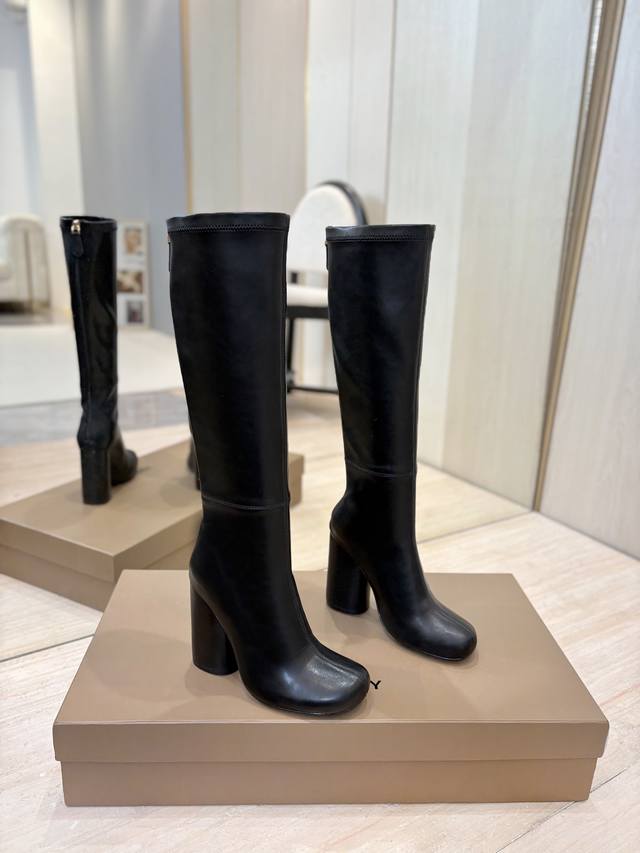 Factory Price: Exclusive Round Toe Logo Chunky Heel Stretch Knee-High Boots Bur