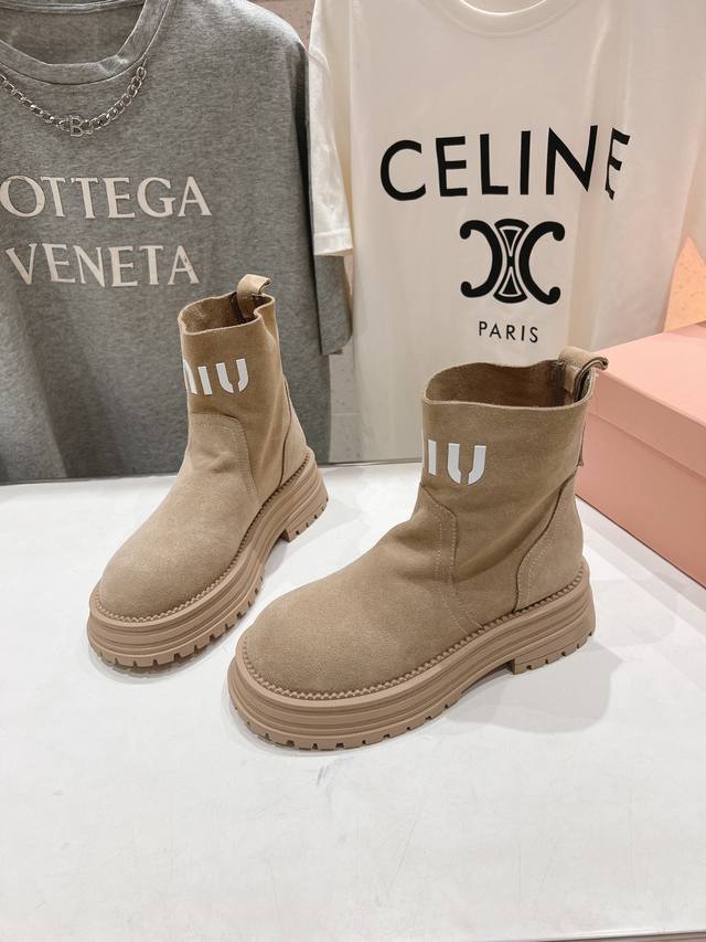 MiuMiu New Arrival Autumn/Winter Runway Style Wool Ankle Boots, Snow Boots, Furr