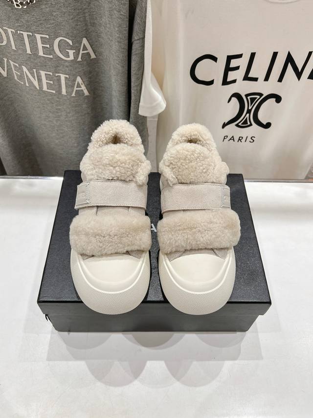 Top Hot Selling New Arrival Autumn/Winter Wool Thick-Soled Velcro Casual Sports