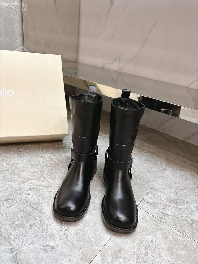 Unfolio 2025 Autumn/Winter New Spicy Western Cowboy Boots, a different kind of M