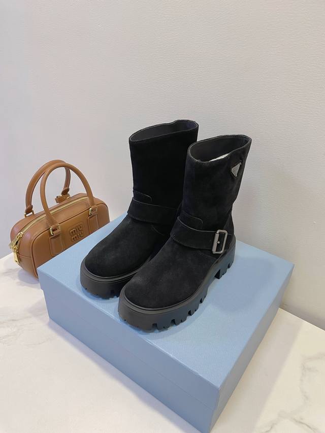 Cowhide, suede Prada versatile ankle boots A reborn cool item, surprisingly goo