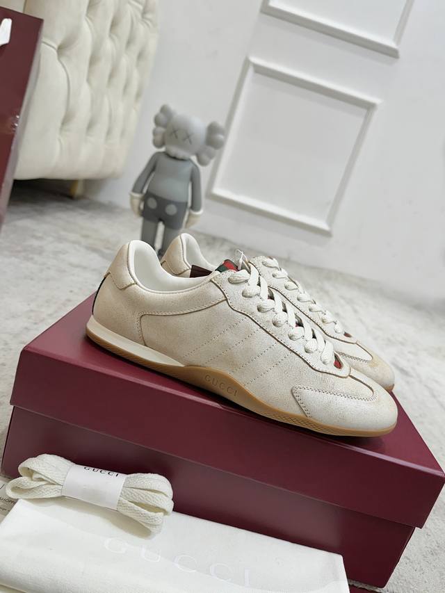 Gucci Shift Series Couple Sneakers The new Gucci Shift series is now available,