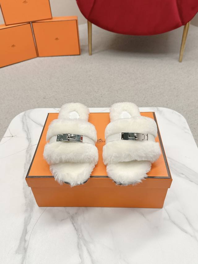Hermes 25 Latest Autumn/Winter Shearling Slip-on Sandals with Keiiy buckle and p