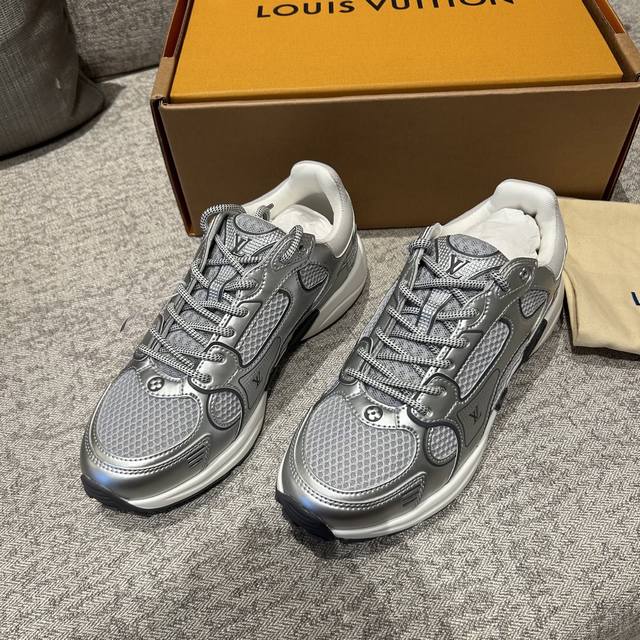 Latest original single item from Louis Vuitton, featuring goddess-like beauty,