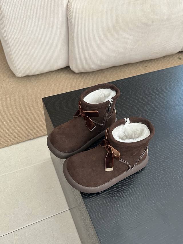 New Arrival: Ugg Kids Korean Style Bow Tie Design. Lined with imported Australi