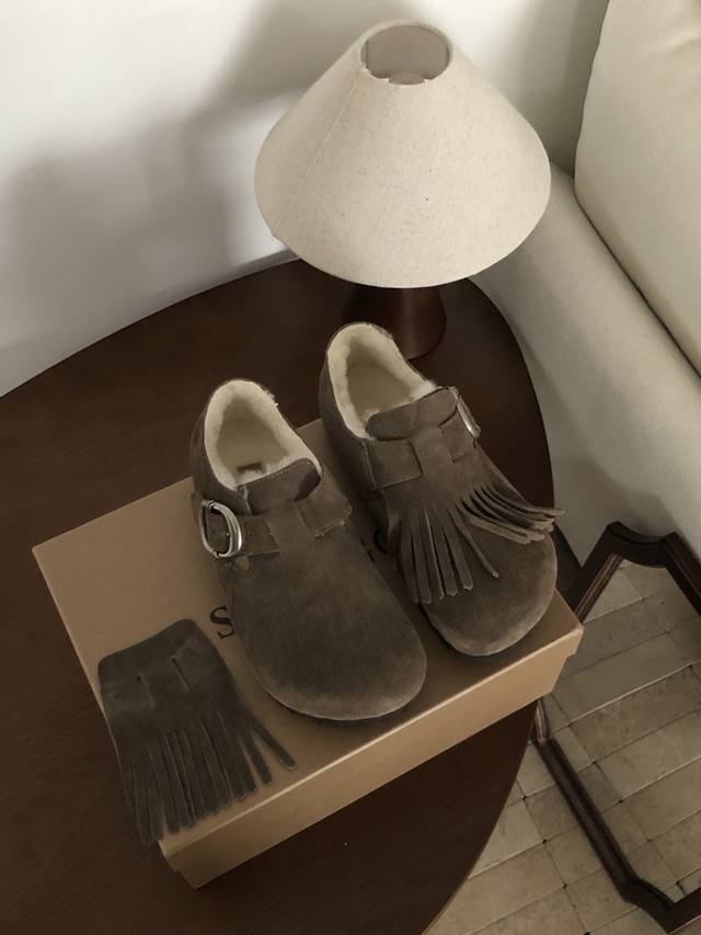 Two-Way Tassel Birkenstock Shoes | I've Discovered a Little Secret to Autumn/Wi