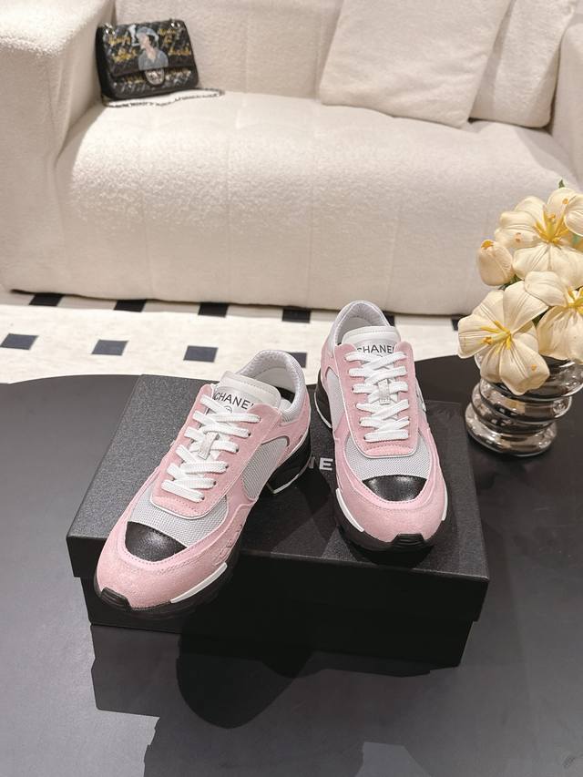 35-41 41 Custom-made, no returns or exchanges Low heel Chanel 25K The most antic