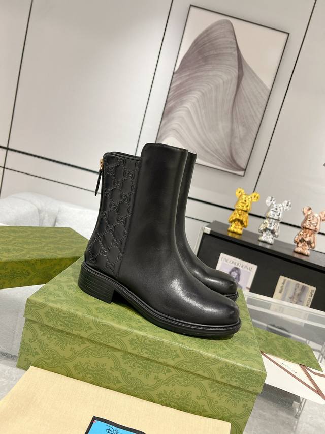 Classic embossed cowhide boots, classic shoe shape + British casual design, tim