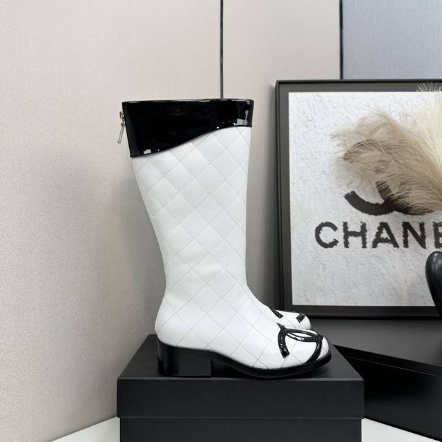 2025 Chanel Ankle Boots, a must-have item for this fall/winter season!! Chanel F