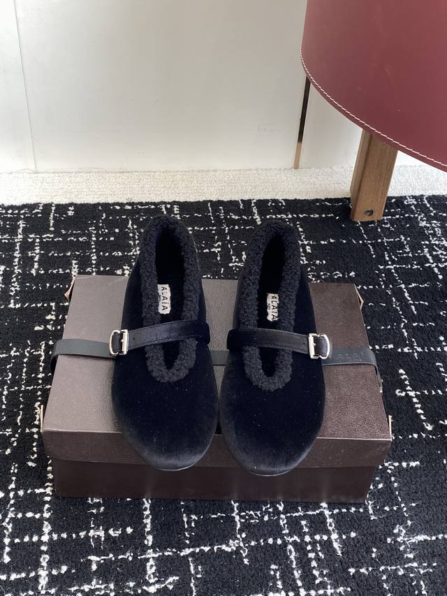 Retailer-grade Alaia Autumn/Winter Runway Style Mary Jane Wool Flats A popular a