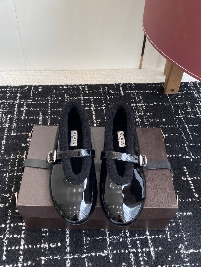 Retailer-grade Alaia Autumn/Winter Runway Style Mary Jane Wool Flat Shoes A popu