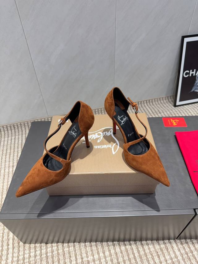 Factory Direct: Exclusive Top-Tier Version Christian Louboutin Cl Red Sole Shoe