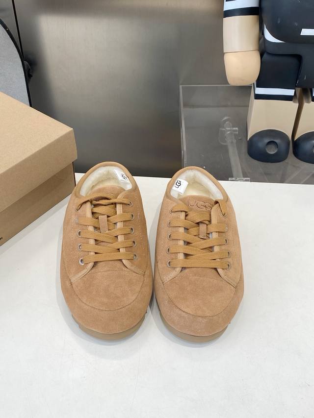 Factory Direct Ugg Autumn/Winter Sheepskin Lace-up Snow Boots! The upper featur