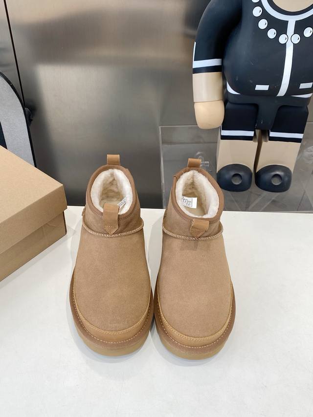 Factory Direct Ugg Autumn/Winter Men's Furry Shoes, Men's Snow Boots, Men's Sho