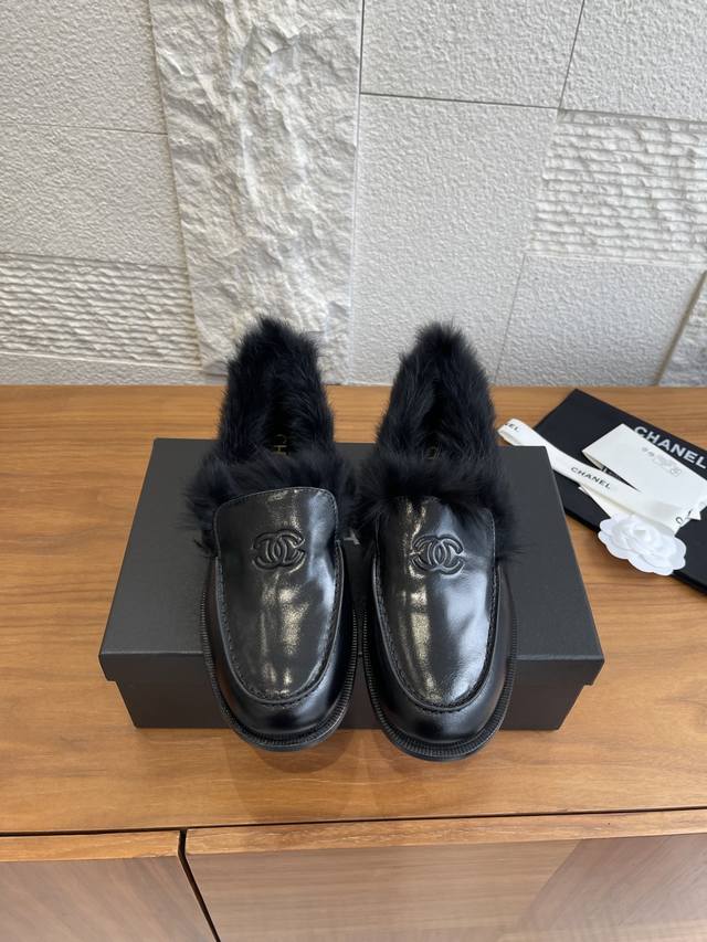 Top-tier version: Chanel 25N Coco Neige Ski Series Furry Loafers Chanel Coco Nei