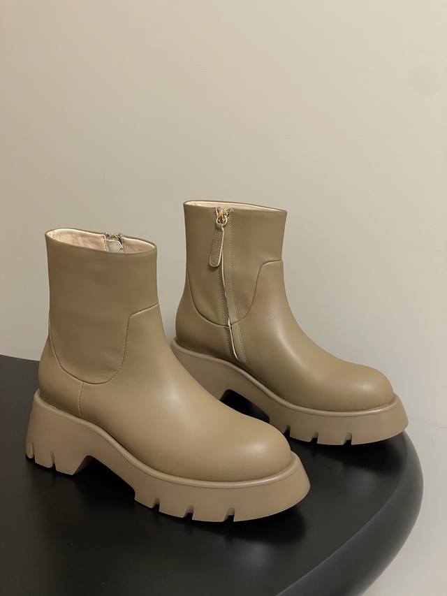 Top Quality Autumn/Winter New Rossi Gr Thick-Soled Ankle Boots with Side Zipper