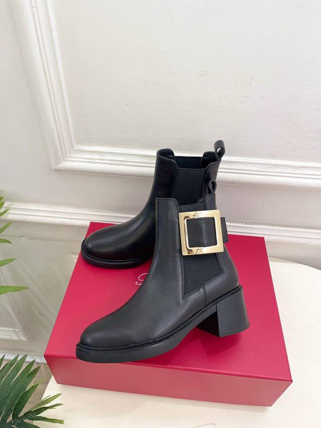 R 25 2025 Autumn/Winter New Arrival: Square Rhinestone Buckle Chunky Chelsea Boo