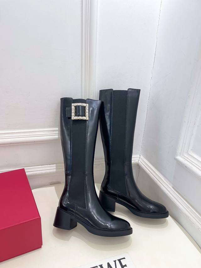 R 25 2025 Autumn/Winter New Arrival: Square Rhinestone Buckle Chunky Heel Chelse