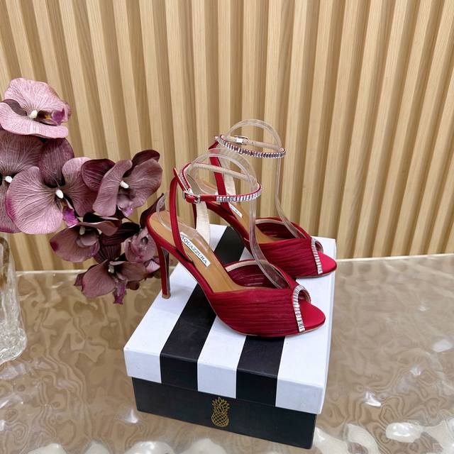 Aquazzura 2025 New Top-Tier Pineapple Women's Hot-Film Rhinestone High-Heeled Sa