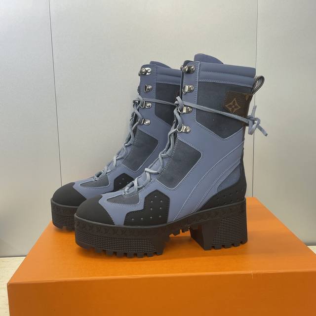 Factory price Louis Vuitton* 2025 Autumn/Winter New Lace-up Motorcycle Ankle Boo