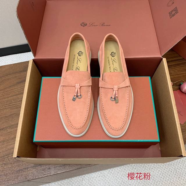 Loro Piana top-quality loafers, 1:1 replica of the original. The brand maintains