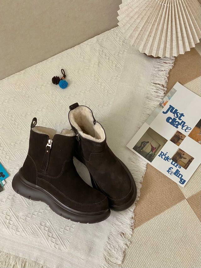 Double-sided zipper design for easy on and off 3D spliced upper breaks the conv