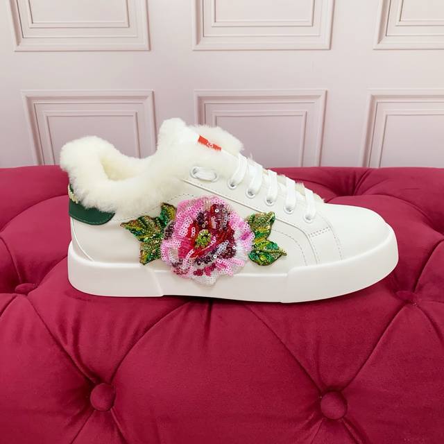 Custom-made women's version. High-end Dolce & Gabbana brand outsole. Exclusive