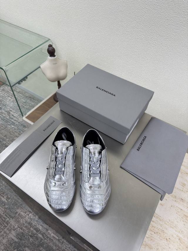 Unisex Balenciag Exclusive Pleated Cowhide Studded Sneakers Silver Pleated Cowhi