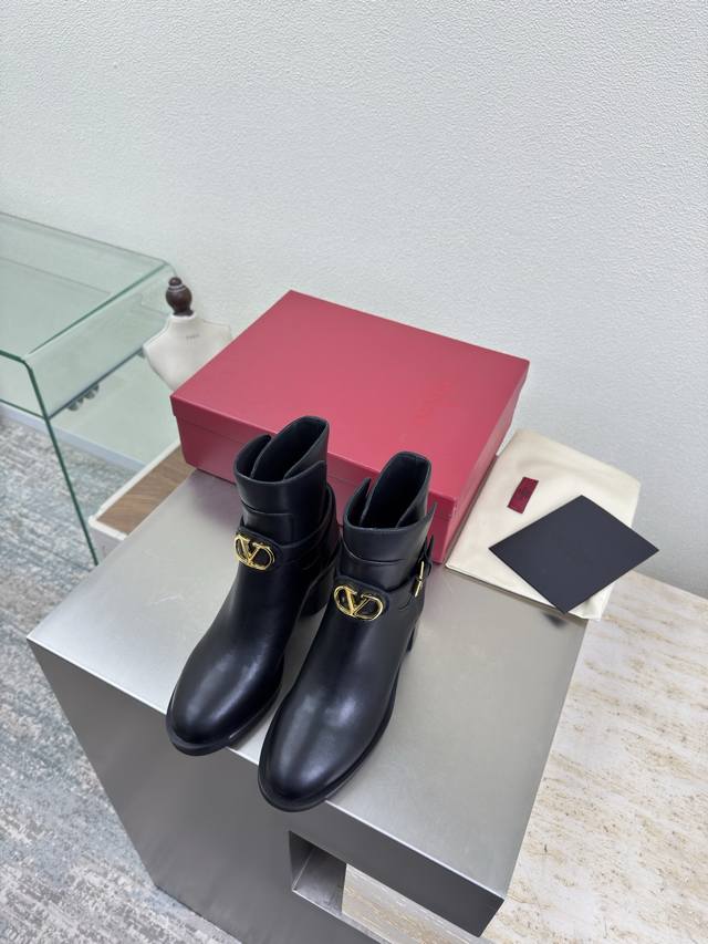 Valentino Classic Metal Logo Mid-Heel Ankle Boots Buckle Design Black Italian S