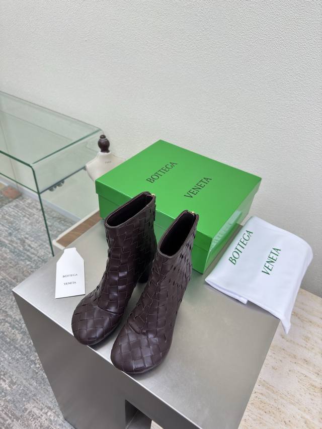 Handmade Woven Series Bv Atomic Series Round Heel Split Ankle Boots Coffee This