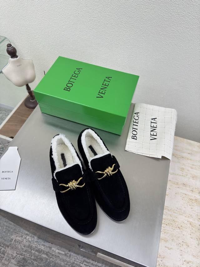 Lambswool Lined Shoes with Gilded Metal Buckles Bottega Venet* Women's Astaire