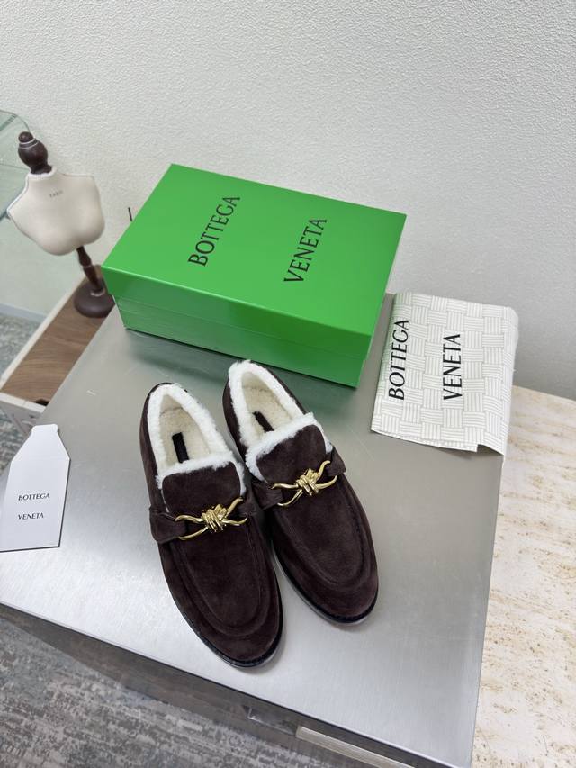 Lambswool Lined Shoes with Gilded Metal Buckles Bottega Venet* Women's Astaire