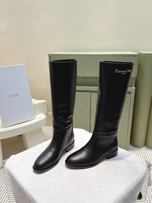 Retailer-grade #Dior New Rider High-Heeled Boots This heeled boot is a new addit