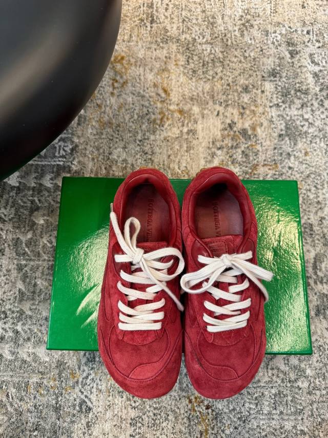 New Arrival Upper: Cow Suede Lining: Sheepskin Sole: Rubber Elegant Style Create