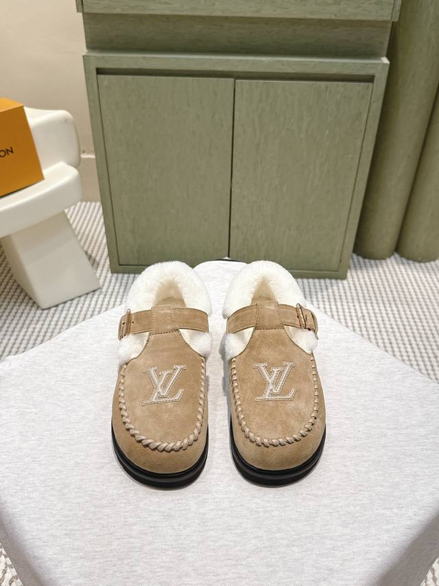 High-quality 225 Lv Fw New Arrival ~ Cute furry shoes for autumn and winter, Bi