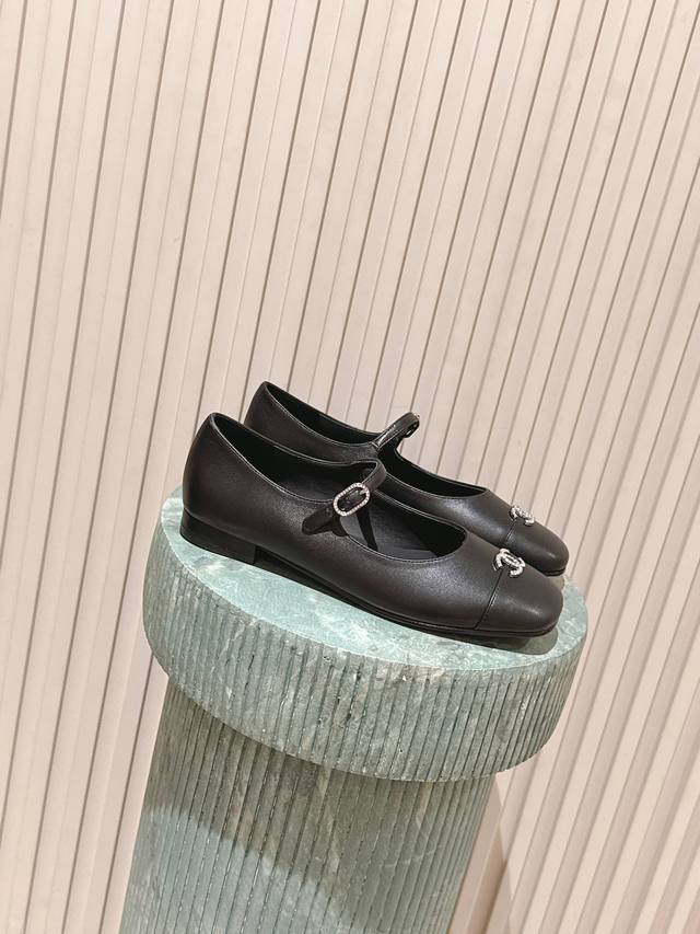 Top-tier version: Chanel 25S Early Spring Hot Item Woven Mary Jane Shoes A must-