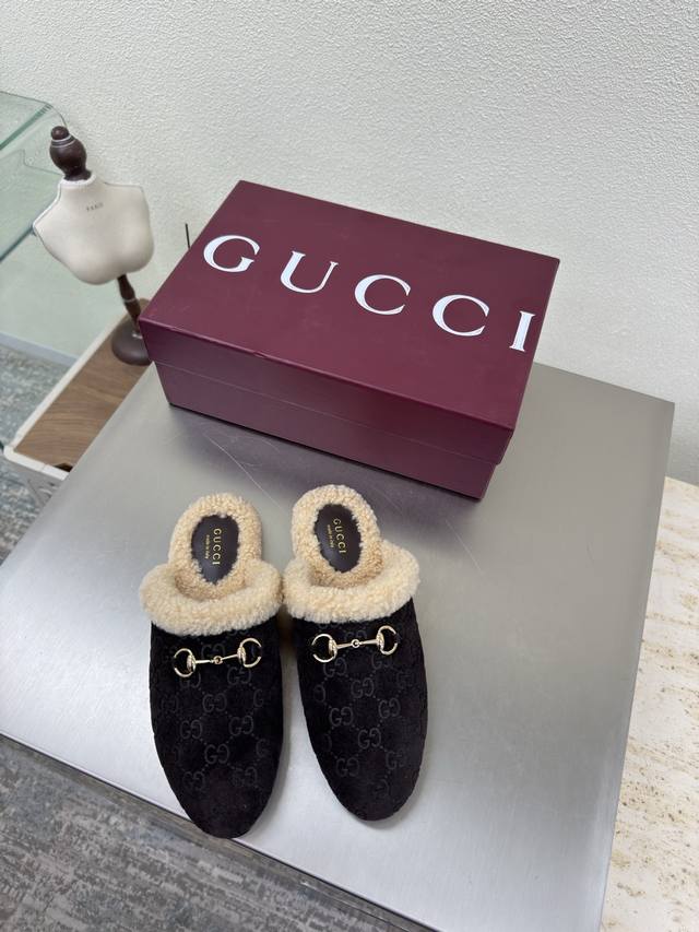 Furry Flat Classic Saddle Buckle Slippers Gucci Double G Logo Lambswool Lining