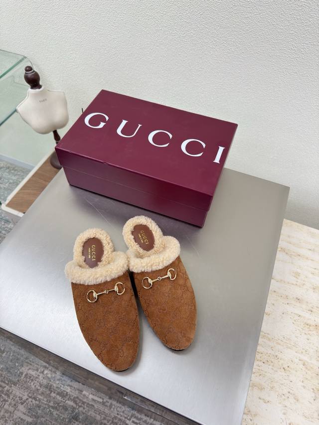 Furry Flat Classic Saddle Buckle Slippers Gucci Double G Logo Lambswool Lining