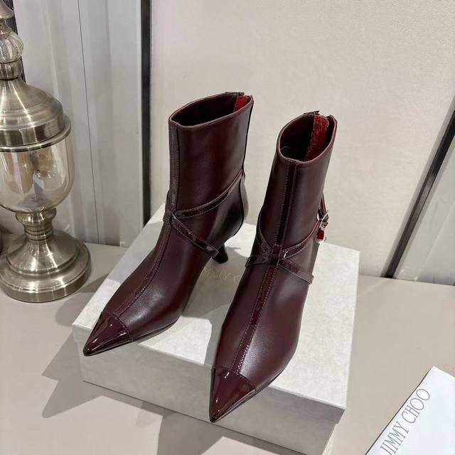 Jimmy Choo 2025 Early Autumn Aren Pum High Heels, made of imported soft lambskin