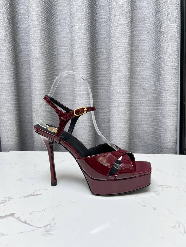 Saint Laurent YSL Saint Laurent Sandals Upper: Patent leather top-grain cowhide